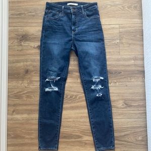 Levi’s 721 High Rise Skinny